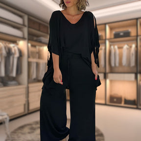 Rebecca | Dames tweedelige set met peek-a-boo schoudertop en relaxte pasvorm