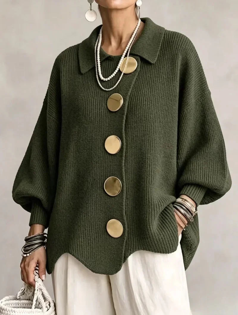 Victoire | Oversized Vest met Goudkleurige Knopen
