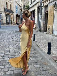 Katharina | Dames elegante mouwloze satijnen maxi-jurk met open rug