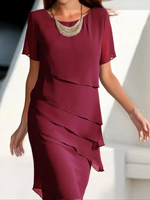 Vera | Dames elegante avondjurk met korte mouwen en asymmetrische lagen