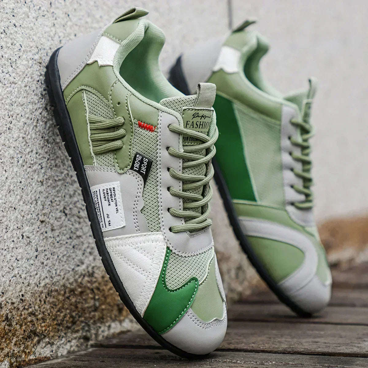 Monarch Wear | Kleurrijke Retro Sneakers | GIOVANNI™