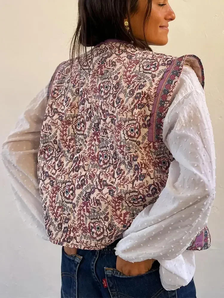 Fleur | Dames losvallend gewatteerd gilet met bloemenprint en open voorkant