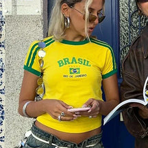 Elvinde | Dames Cropped T-Shirt met Brazilië-Print en getailleerde snit