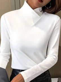 Veerle | Dames Slim Fit Top met Asymmetrische Kraag en Lange Mouwen