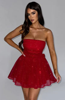 Katrina | Dames Schouderloze Minijurk met Glitterdetails en Uitlopende Rok